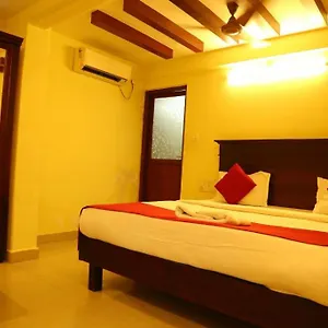 Malabar Plaza Dh Hotel Kochi