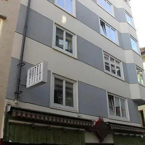 Oldtown Otter Hostel Zurich